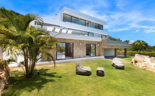 STUNNING 5 BEDROOM SEAVIEW POOL VILLA IN CHEONG MON